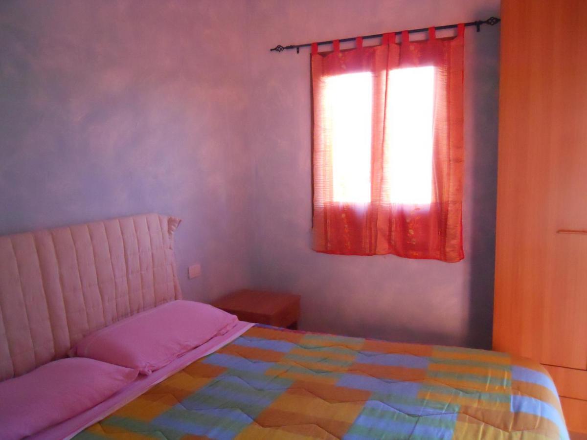 Agriturismo Su Nuratolu Vila Sagama Quarto foto