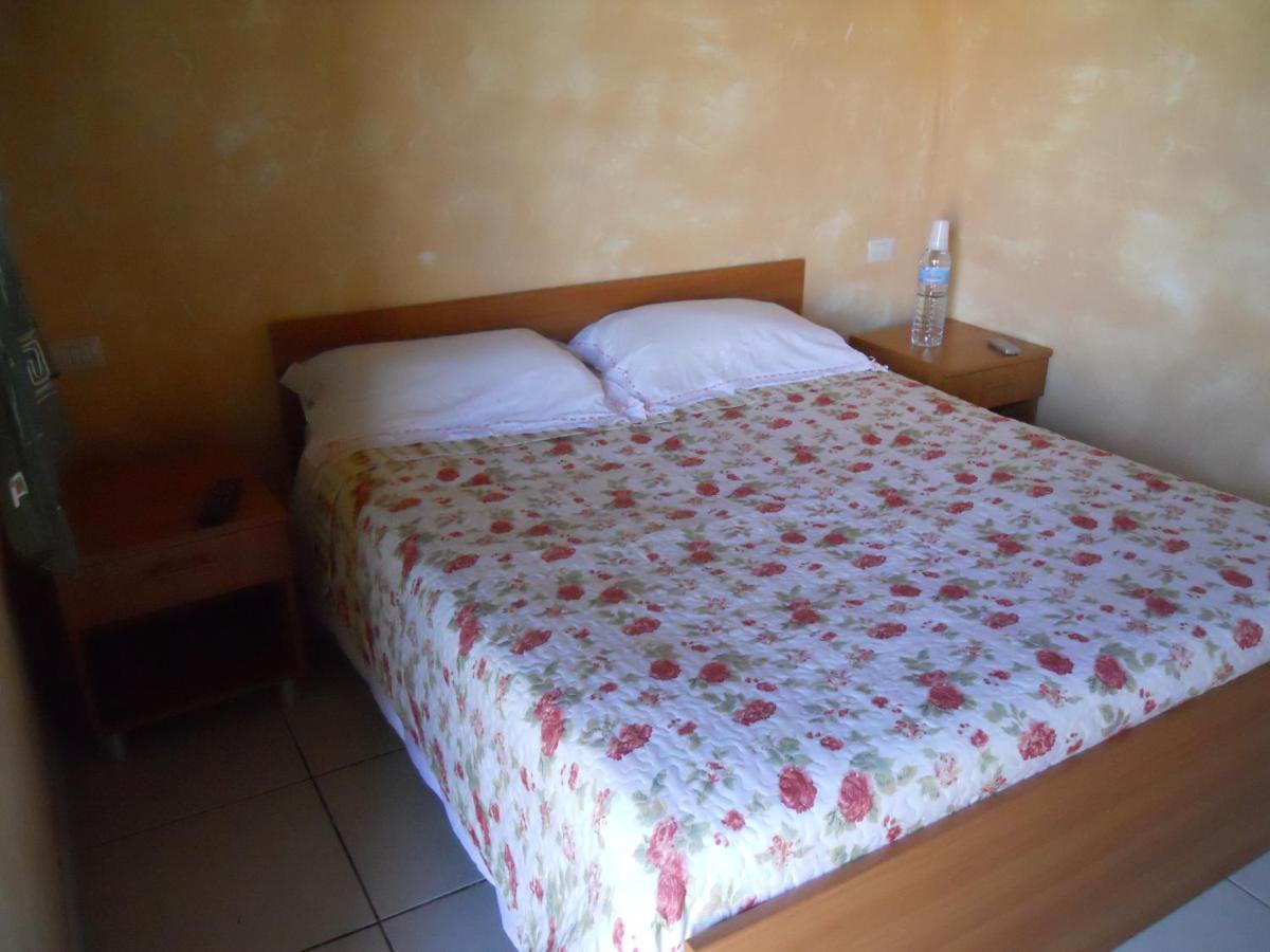 Agriturismo Su Nuratolu Vila Sagama Quarto foto